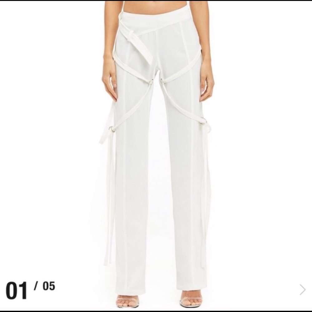 White I AM GIA synopsis pants